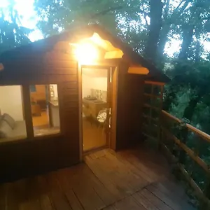  Lodge Ekowuen