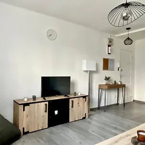  Appartement Lumineux Et Traversant